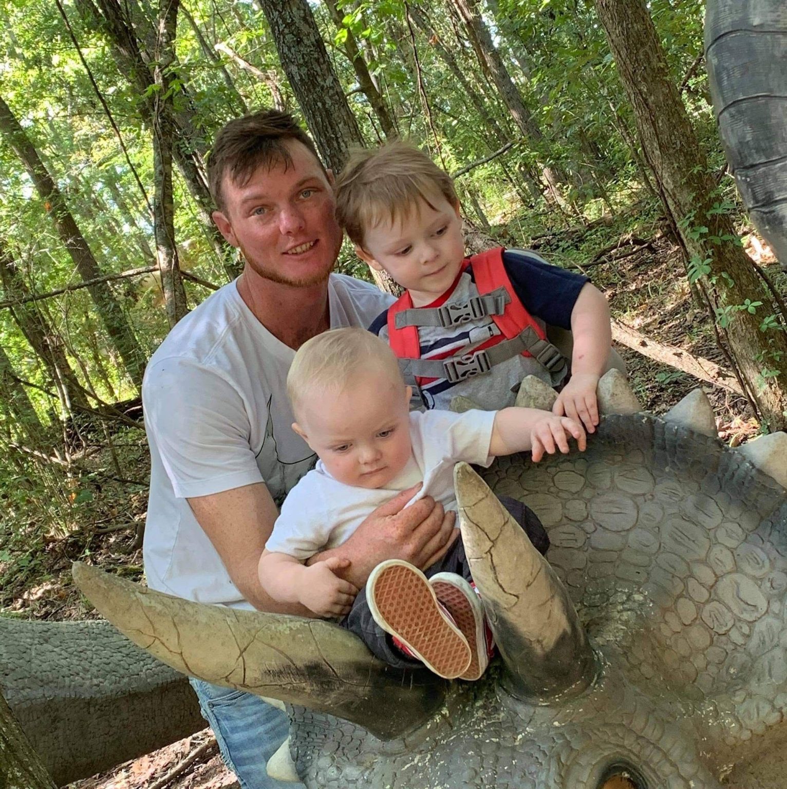 Richard Dean Abshire Lake Charles, LA Obituary, Death: 32-Year-Old Dies in Tragic Grant Parish Crash on Highway 492